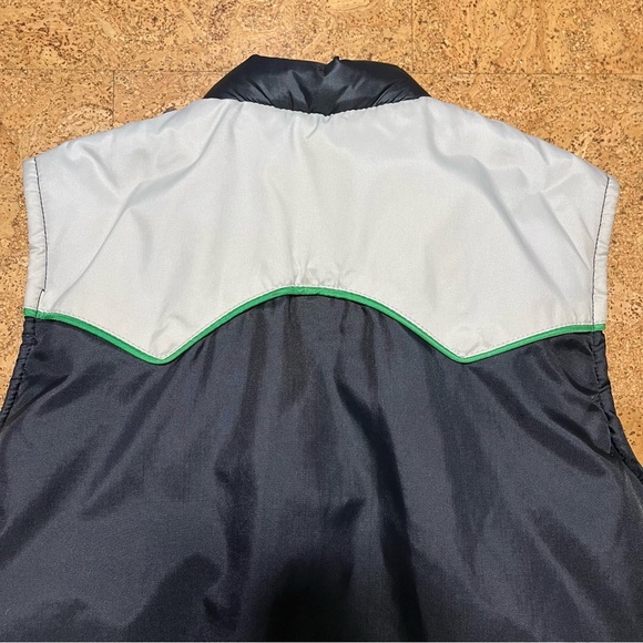 John Deere Vintage Wm’s Snowmobile Puffer Vest Sz M - Picture 5 of 15